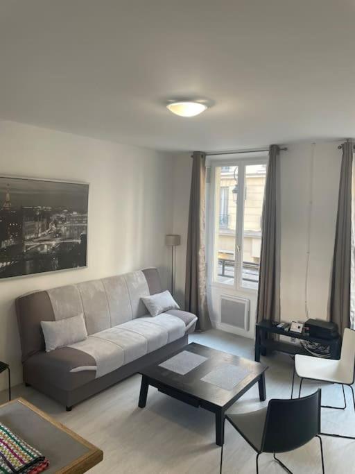 Paris Centre - Jean Jaures Apartment *